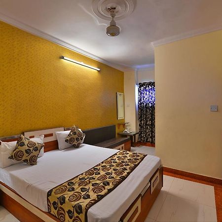 Hotel New Mg Residency Amritsar Zewnętrze zdjęcie